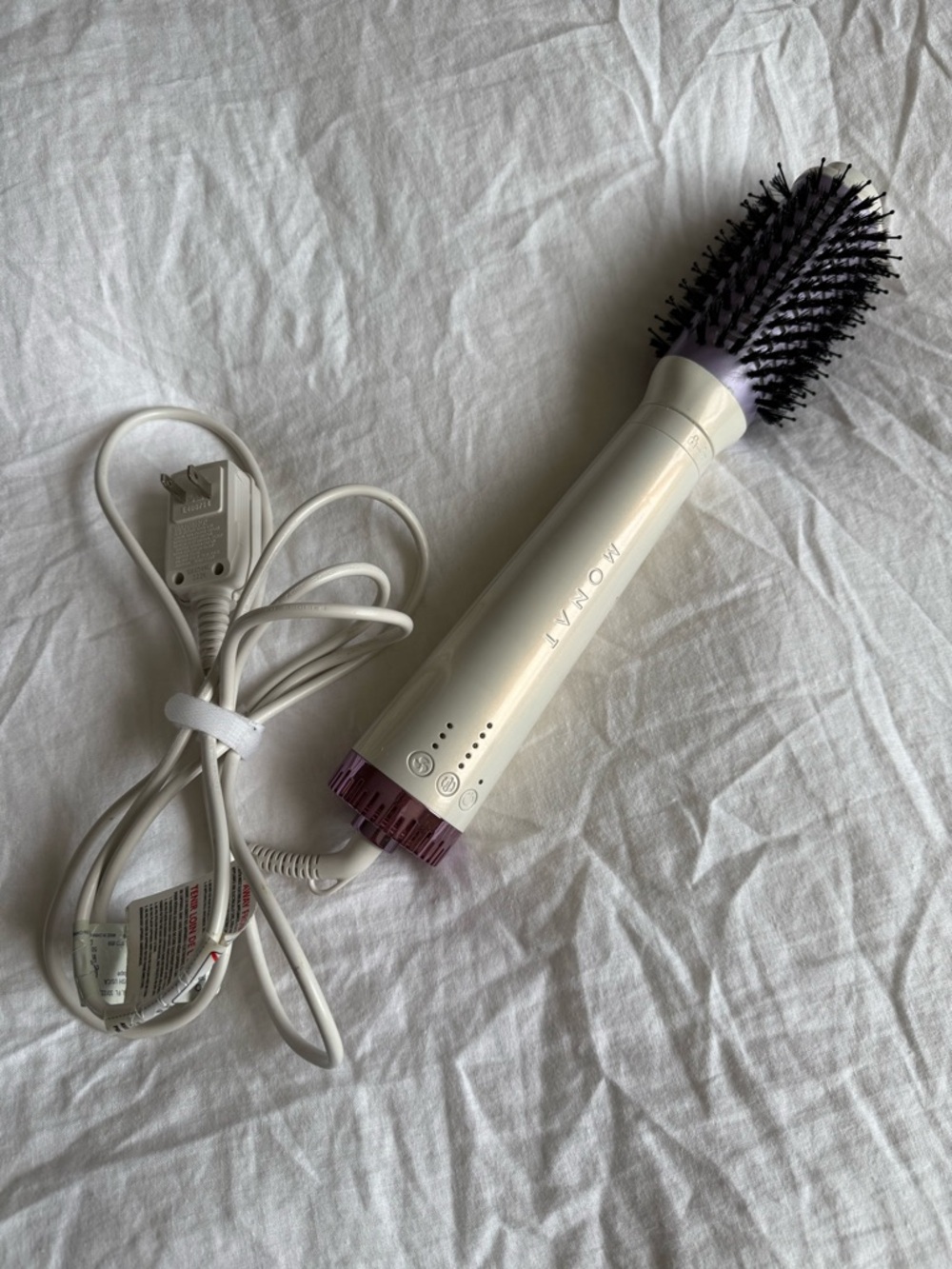 💜 IONMAX White and Lavender Hot Air Styling Brush
